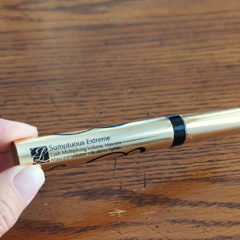 Estee lauder Sumptuous Extreme Lash Multiplying Volume Mascara